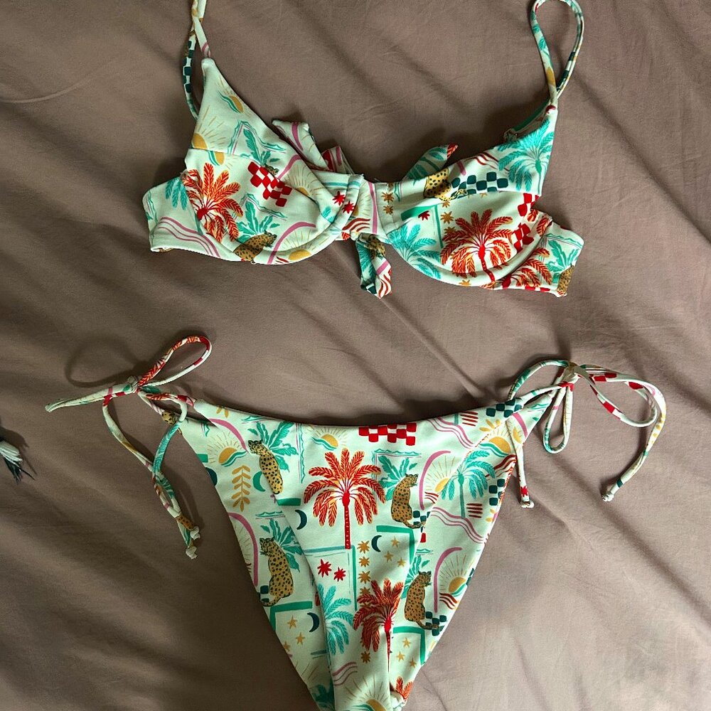 Skatie Swim: Top and Bottom Mozambique Print